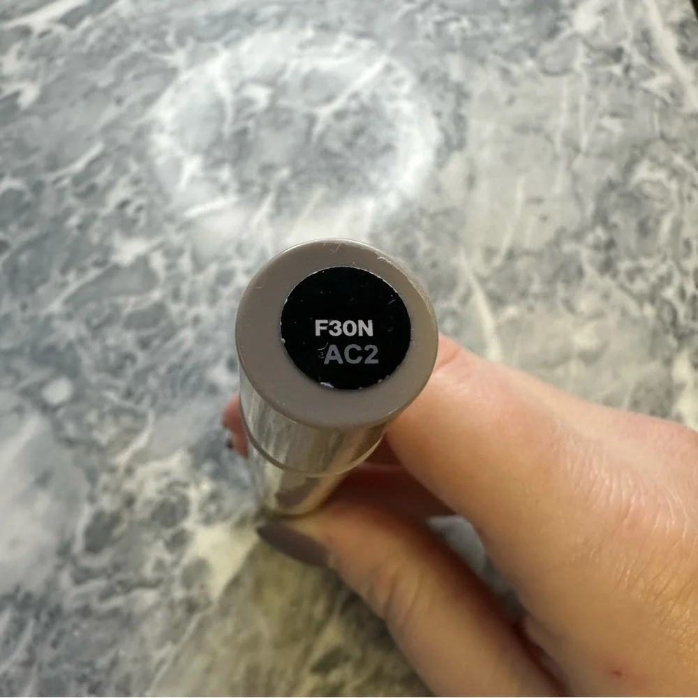 Smashbox Halo Health Glow‎ Concealer F30N